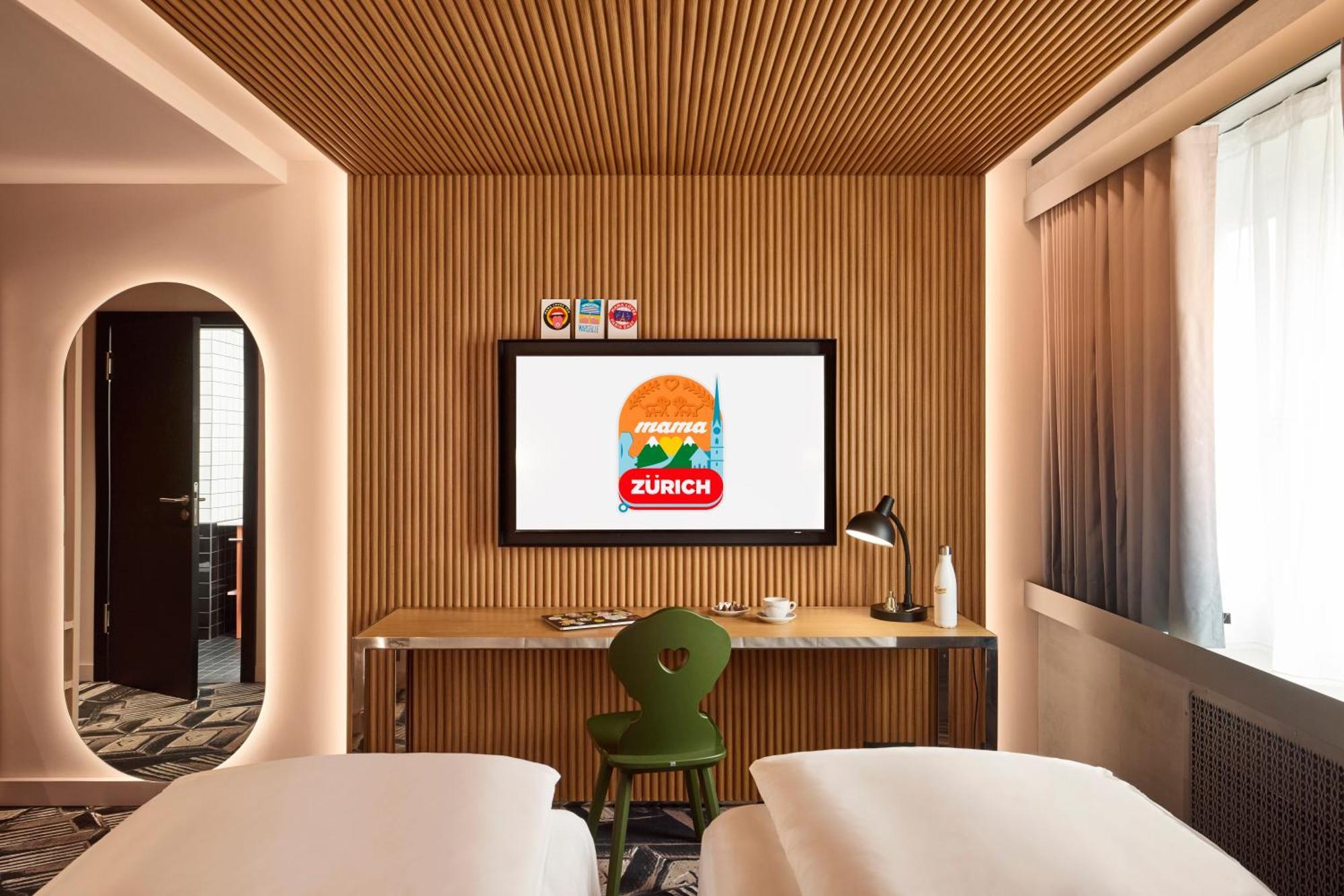 Medium Mama Twin Room